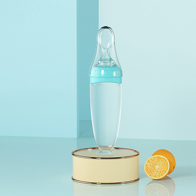 Weicher Löffel für Babynahrungsergänzungsmittel aus Silikon