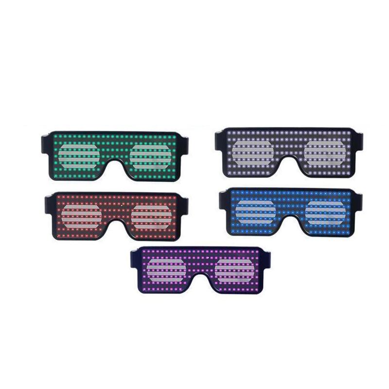 Coole leuchtende LED- Gläser Party