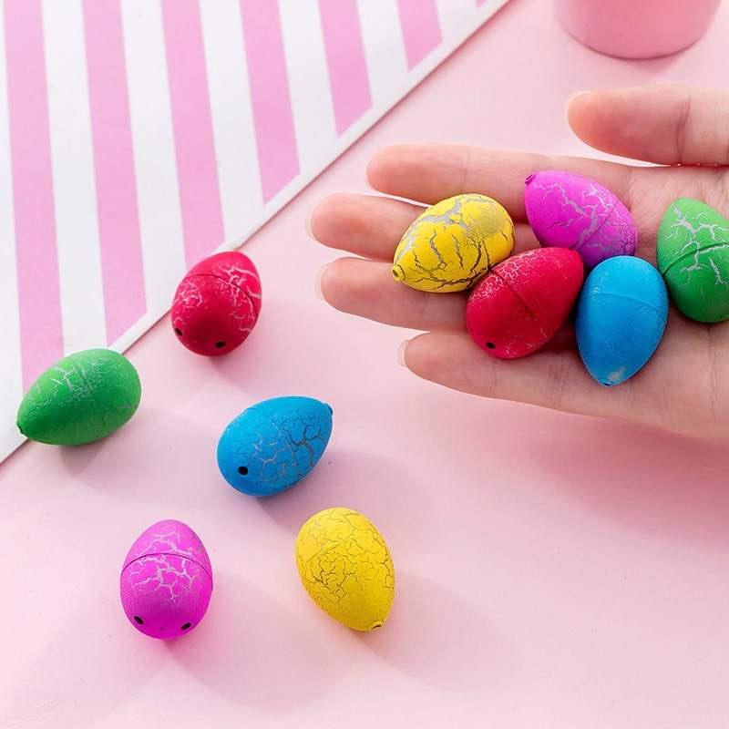 Osterzauber, der wachsende Dinosaurier-Eier ausbrütet