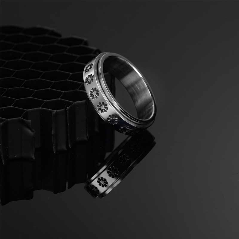 Rotierender Retro Gänseblümchen Ring