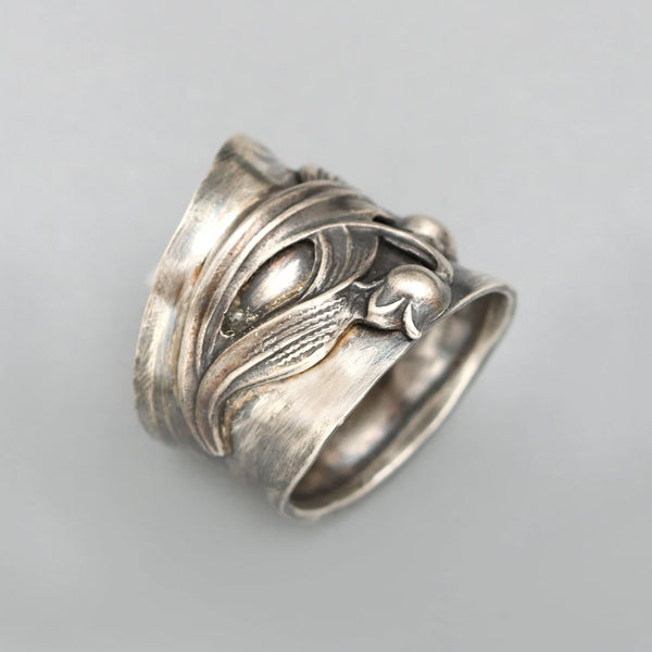 Stilvoller Lilienring